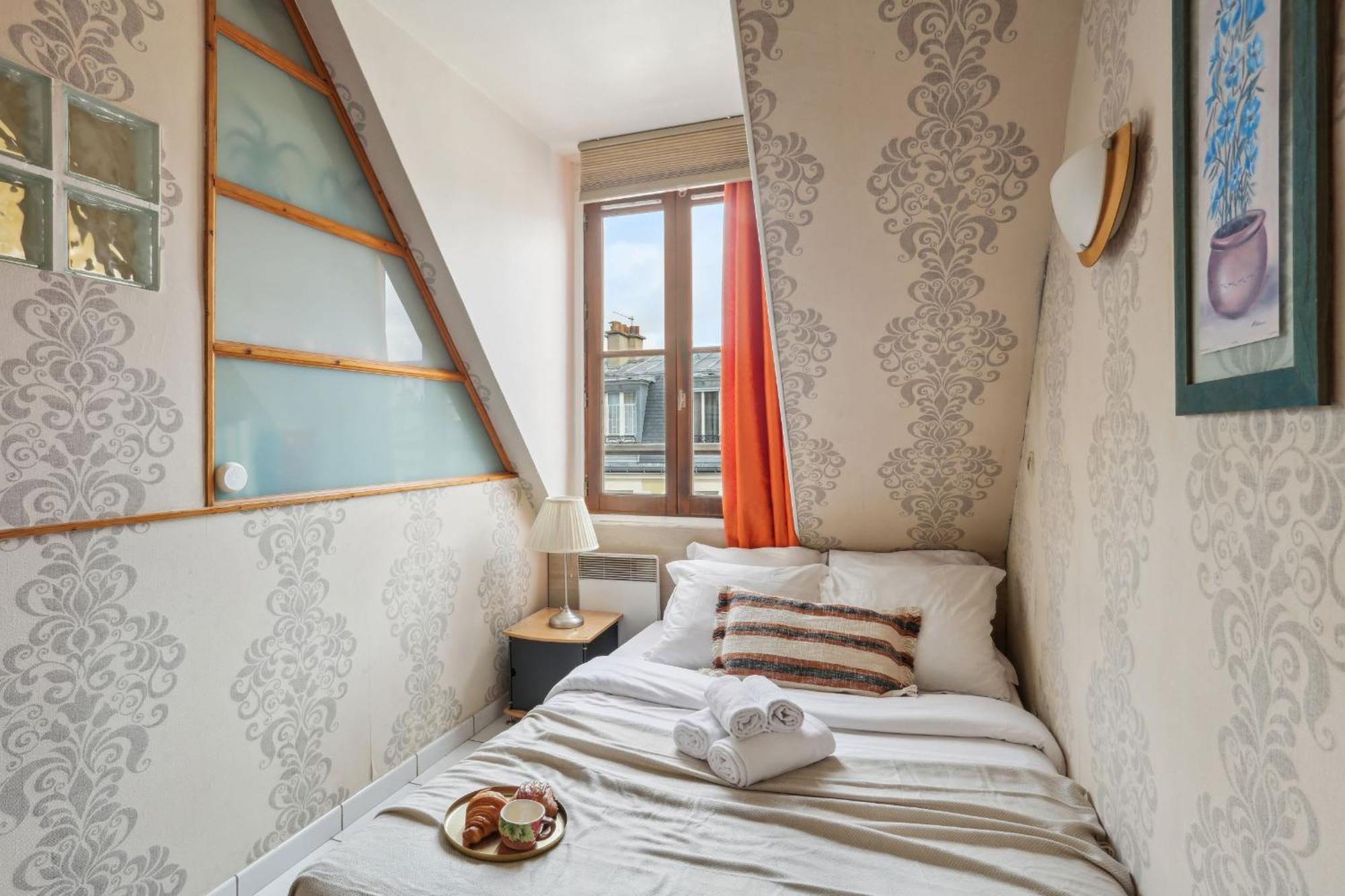Eiffel Tower & Faubourg - 1Br - Cityapartmentstay Paris Ngoại thất bức ảnh